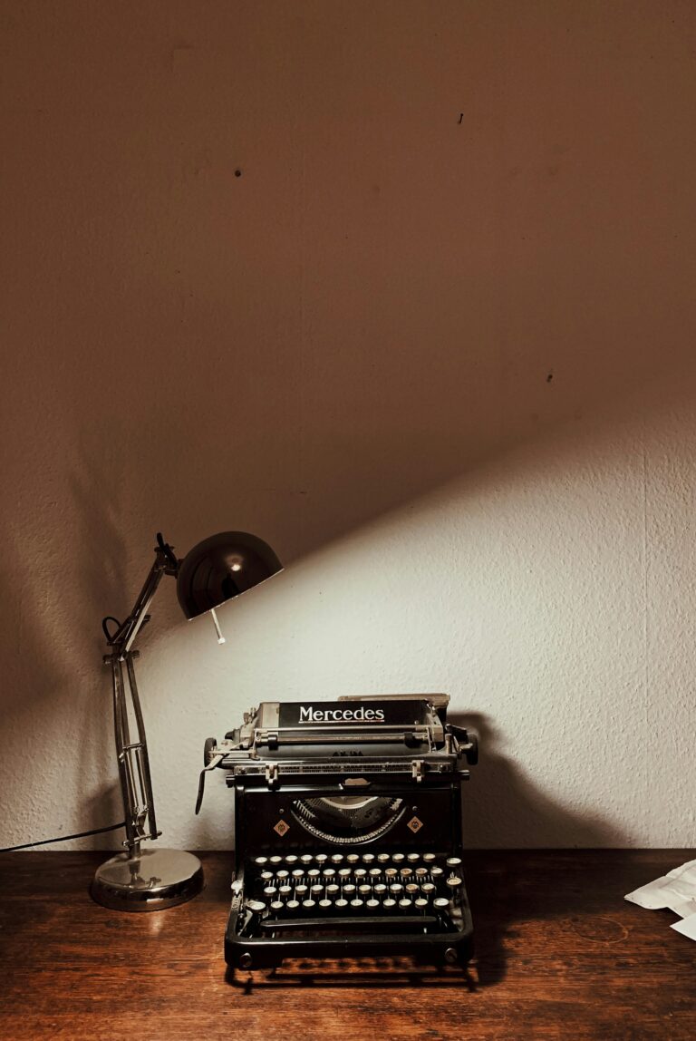 Typewriter on a writing desk — script coverage and screenplay consultancy